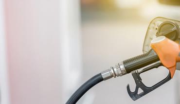 Правительство России продлило временный запрет на экспорт бензина 